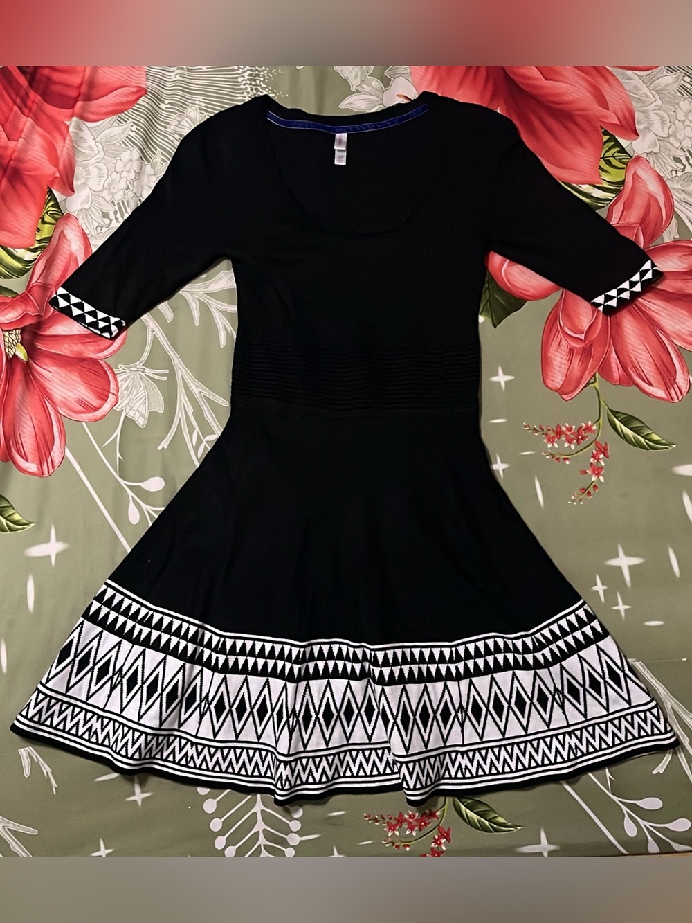 Xhilaration Black White Geometric Knit Skater Dress Womens S/P